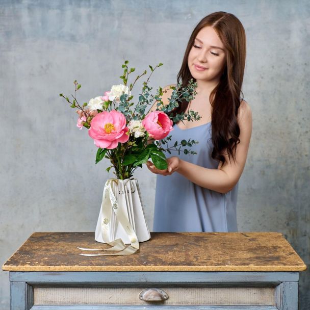 Цветочная подписка “M”